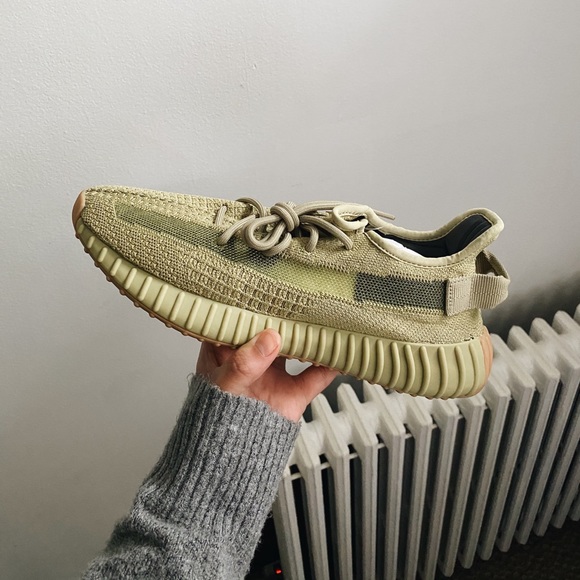 YEEZY Boost 350 Sulfur V2 *PRICE FIRM* - Picture 2 of 4